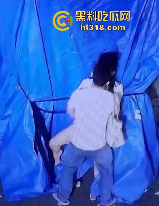 深夜小区惊现情侣野战,在监控底下明目张胆上演春宫戏,掰开双腿极其享受,小编实名表示羡慕!-6