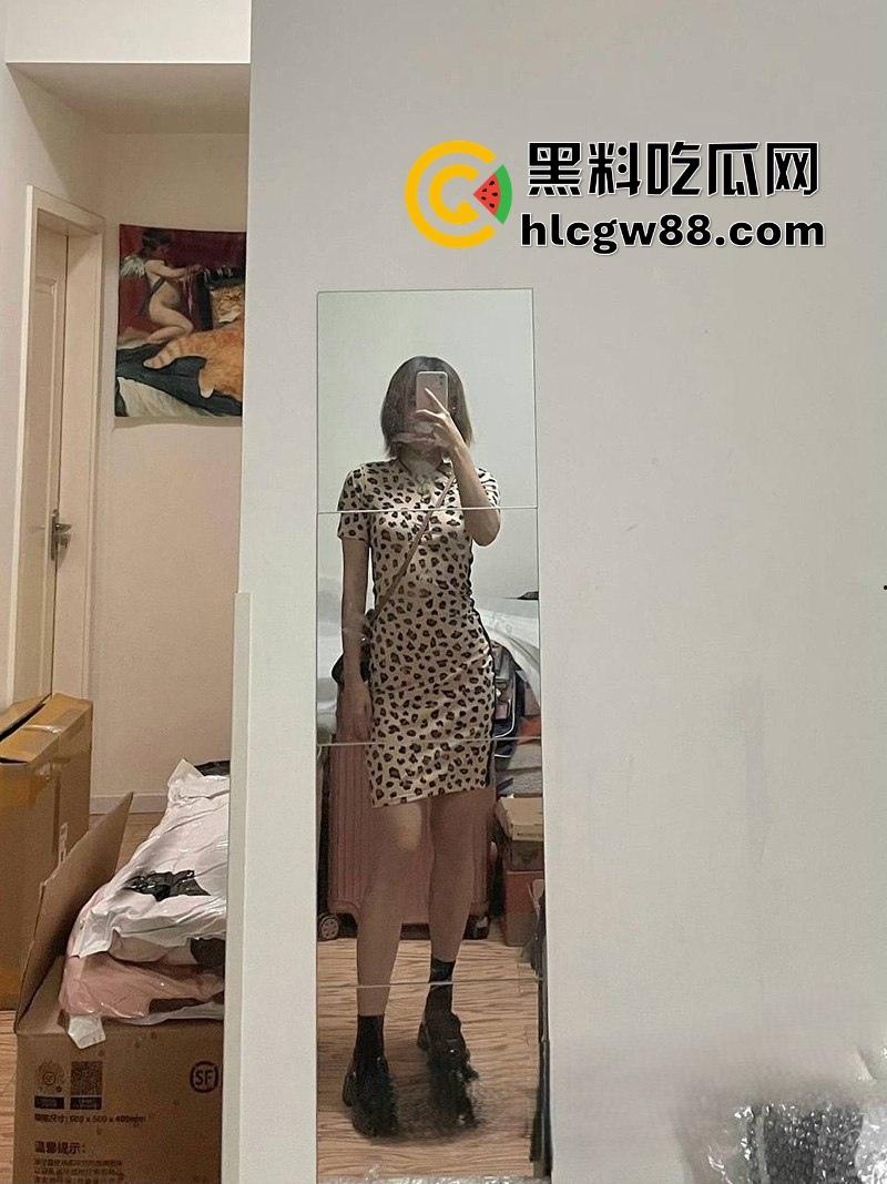 郑州师范大学经济管理学院【郭莲】勾引男生成校园精盆,骚逼天天被操的都快烂了!-7