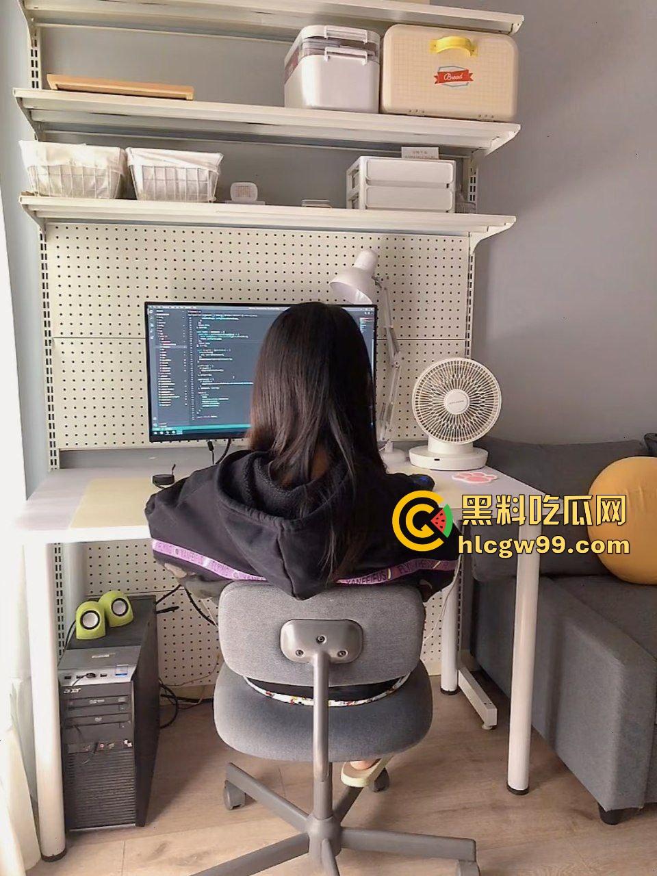 西安反差少妇程序员【邢珠】程序媛私底下却是个淫荡骚贱,每周末放假外出跑去约炮!独家曝光流出!-5