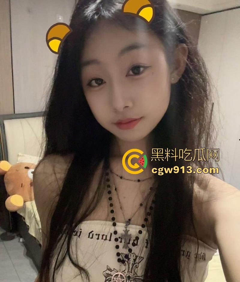 杭州工商职业学院【张慧语】骚逼反差小母狗,豪乳傲然挺立,舌钉口活销魂,黑丝翘臀入到失魂!-6