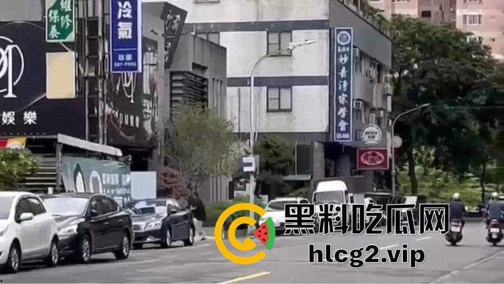 台湾角头陈昫豪告别式排场震撼!200米豪车车队送行,桂林仔枪杀案引发关注!-12