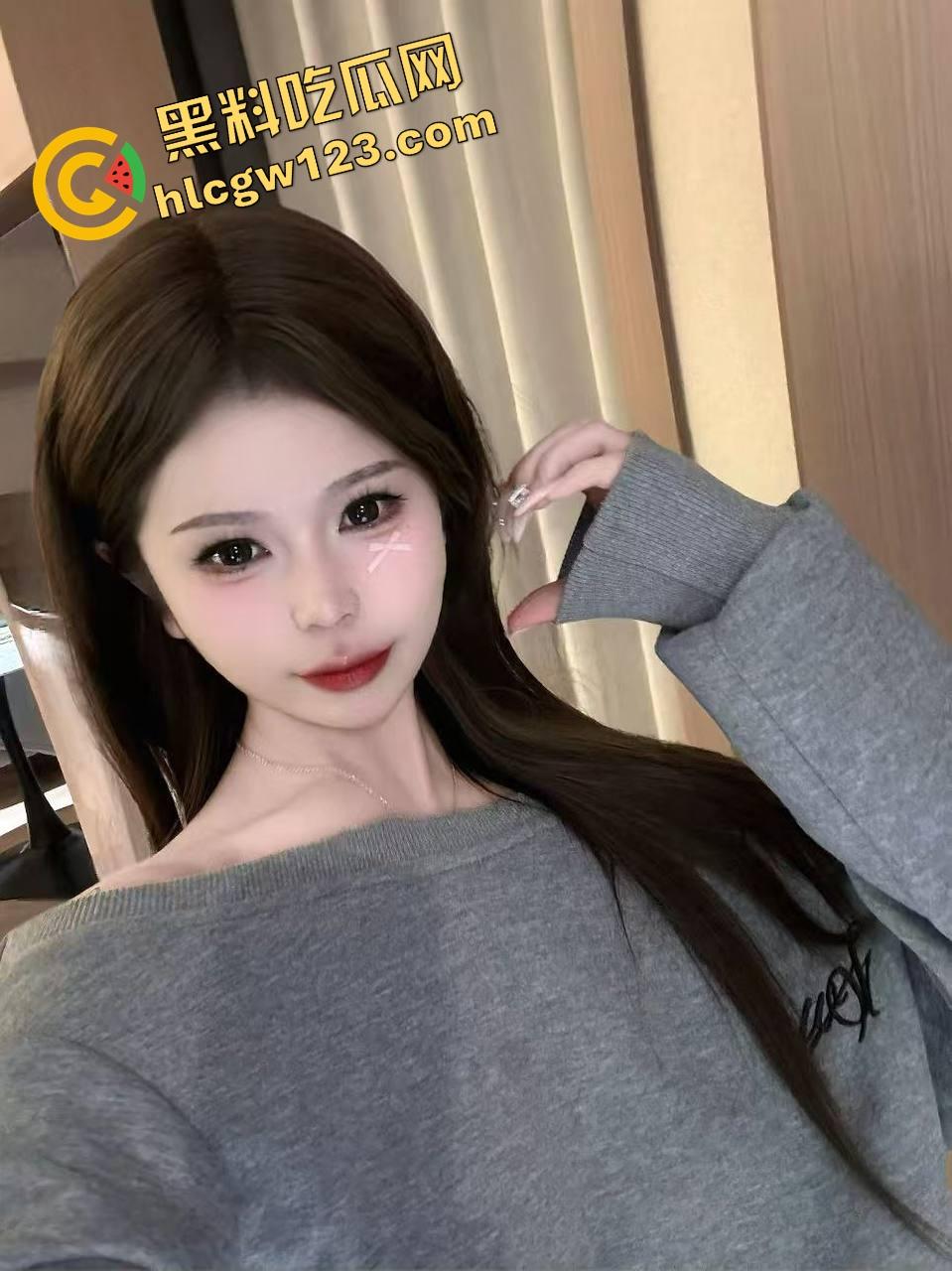 史上最抽象比赛诞生,击奶大赛惊现大奶互扇局人肉弹道学,大奶互抽啪啪响到底谁赢?先被打奶抽哭吗?-2