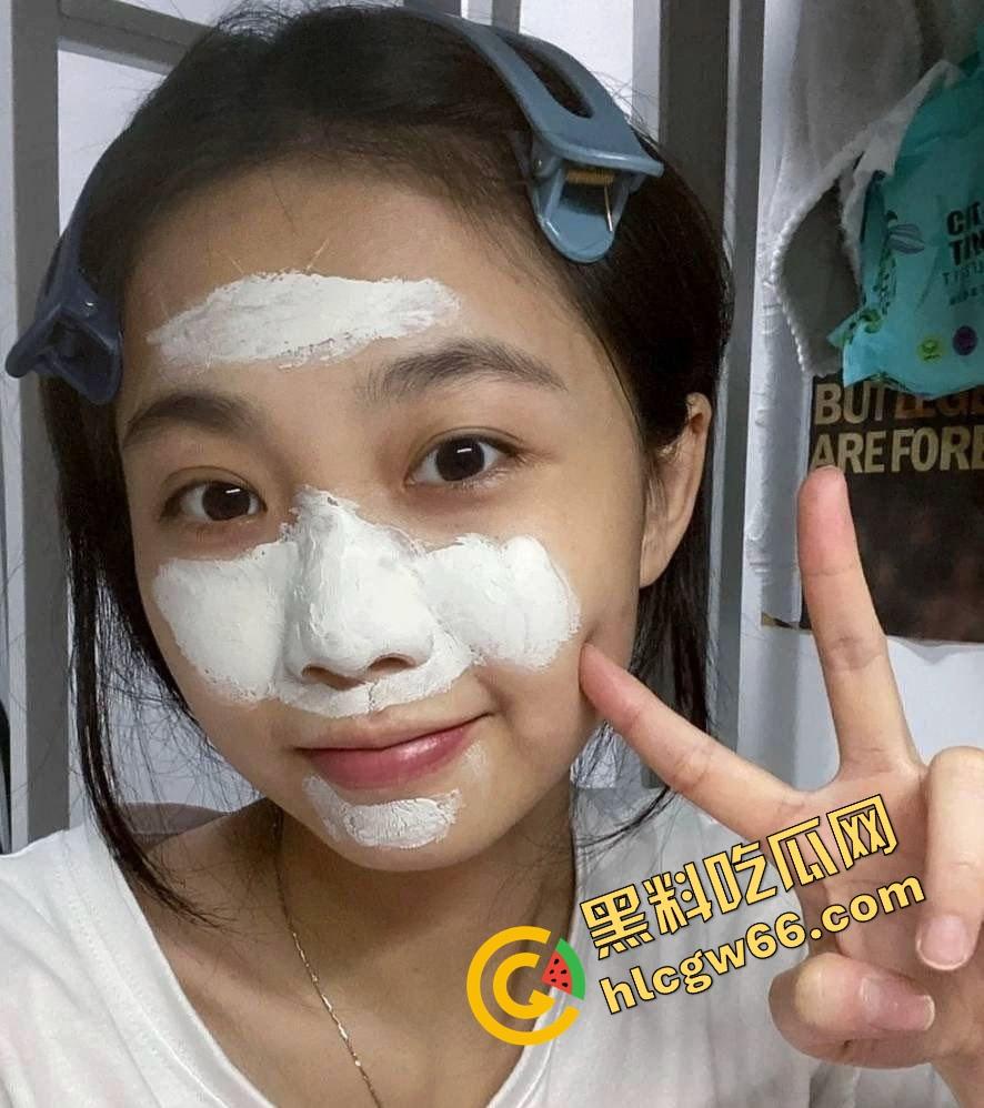 深圳罗湖人民医院反差护士『王艾琳』白天打针救人,晚上主动脱裤求插,深圳最会反差装的职业淫娃!-6