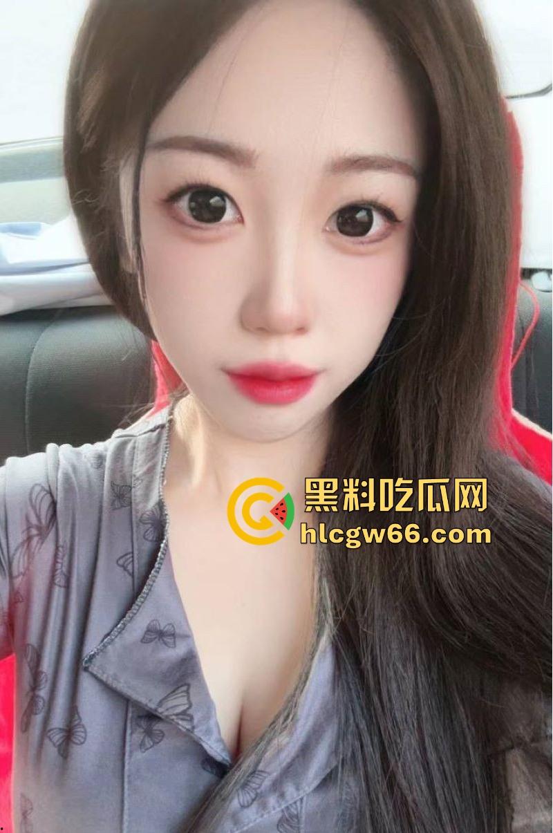 抖音巨乳御姐【感觉】私拍视频泄密 大奶深沟尽显风情万种 情趣装诱惑让你眼花缭乱!-5