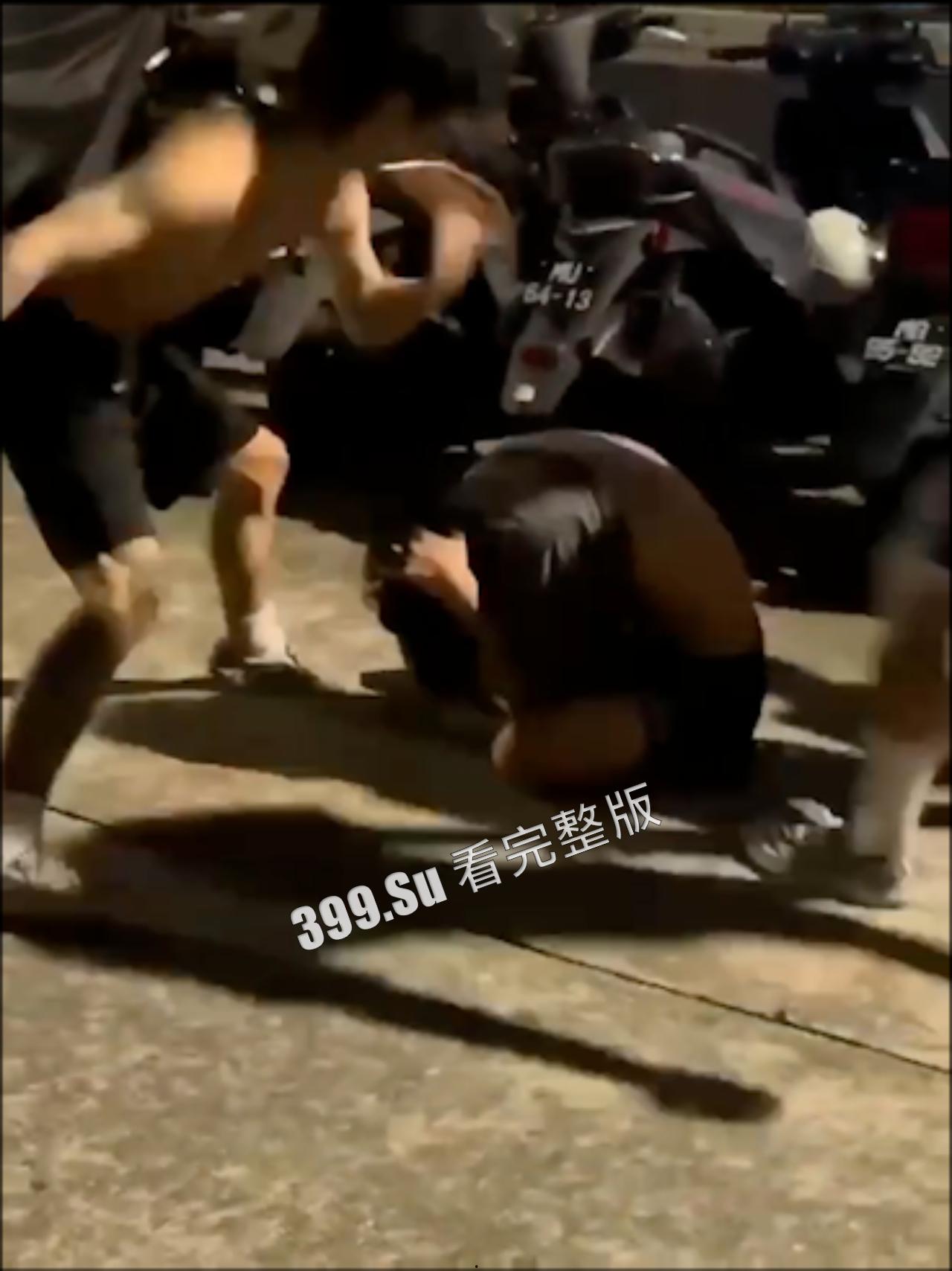 #霸凌合集 #校园 #殴打 #裸体 真的有天生坏种?人之初性本恶?(七)-4