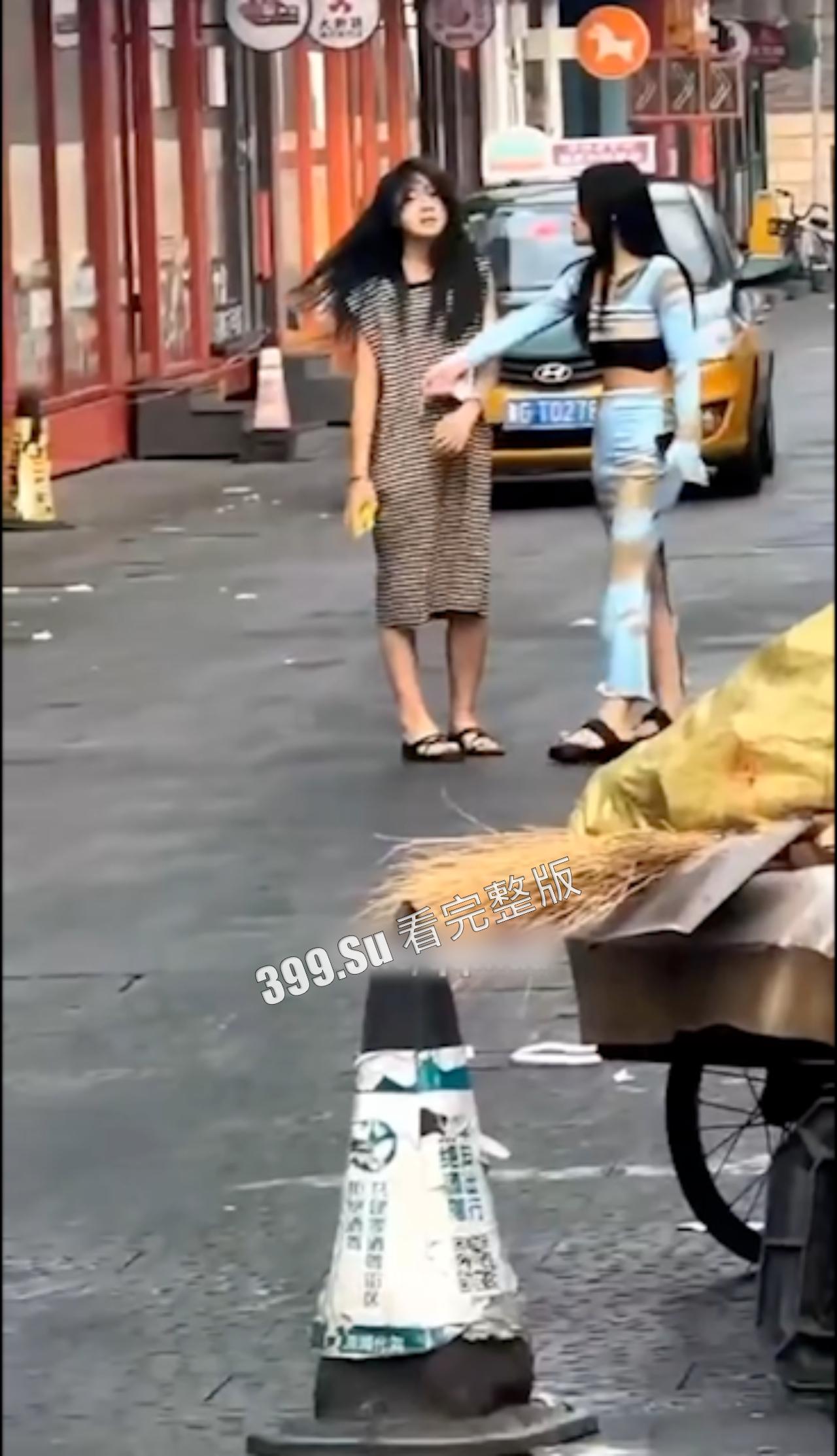 #霸凌合集 #校园 #殴打 #裸体 真的有天生坏种?人之初性本恶?(七)-5