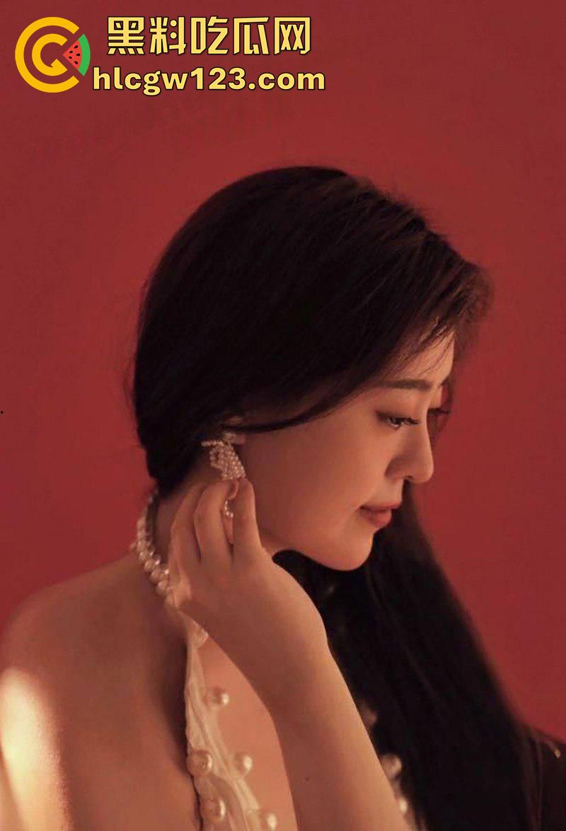 御姐颜值巨乳校花【顾盈】，太原职业技术学院骚逼，胸大腰细身材粉嫩逆天，舔功一流眼神勾人！-5