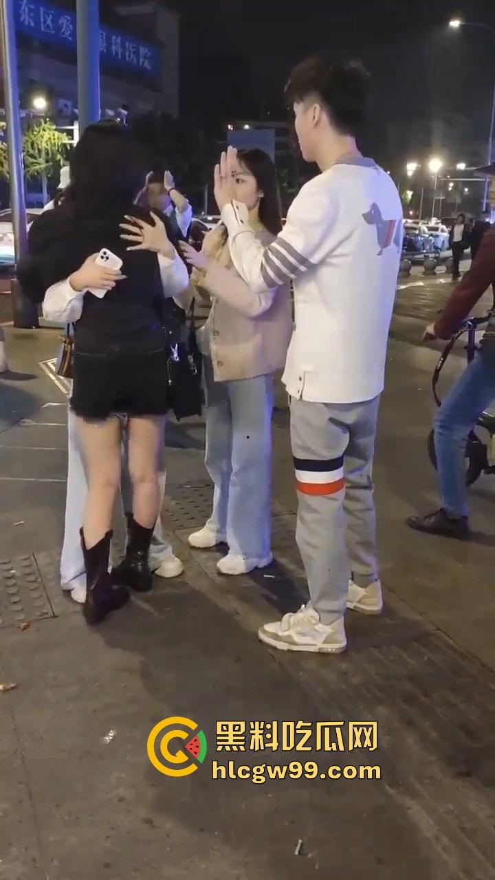 集美饭吃了东西买了酒喝了,最后一句我要跟闺蜜回家?兄弟直接西格玛男人觉醒,这到嘴得鸭子还能飞了?-10