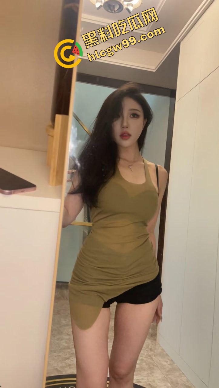 浙江杭州西湖御姐骚鸡【唐韵】极品大G奶诱惑私拍,女上骑乘大奶直晃悠!独家曝光流出!-4