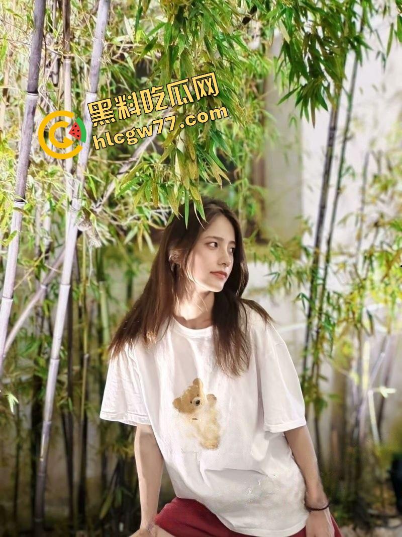 上海职院学院女神【潘玥】白裙学霸私下变性奴沉迷炮火,被同学轮操不够还主动给大叔爆肛!-4