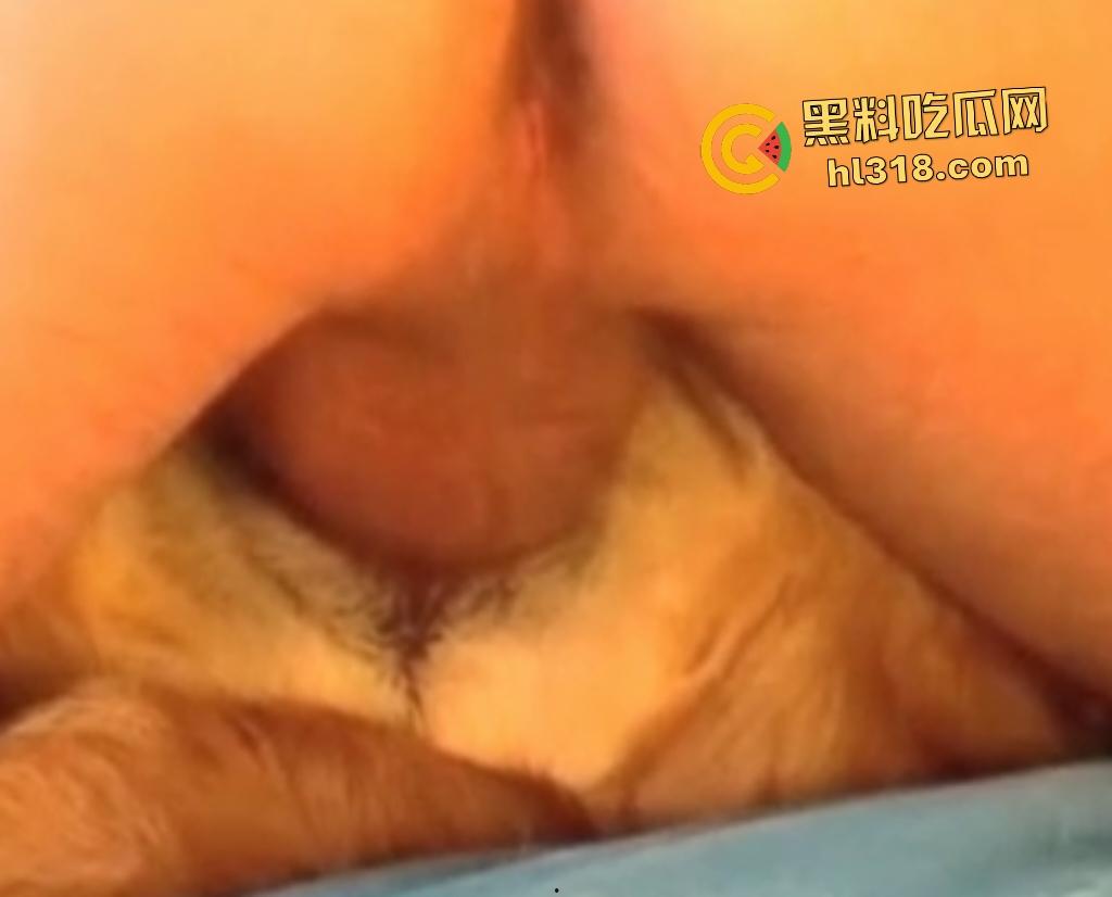 狂野男人与忠犬上演人兽激情!人与狗交欢,传教士式把狗压在身体下,这才是真的操母狗!-4