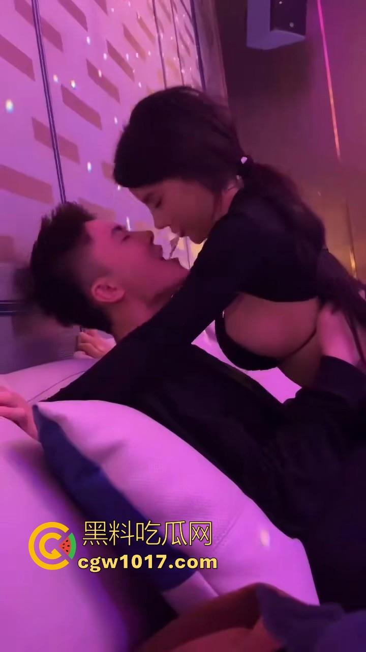 我是真的恨你们这些有钱人啊!吃好喝好操尤物,各种极品身材身上骑,骚逼一天一换,各种女神反差淫荡一面展示在目前!-3