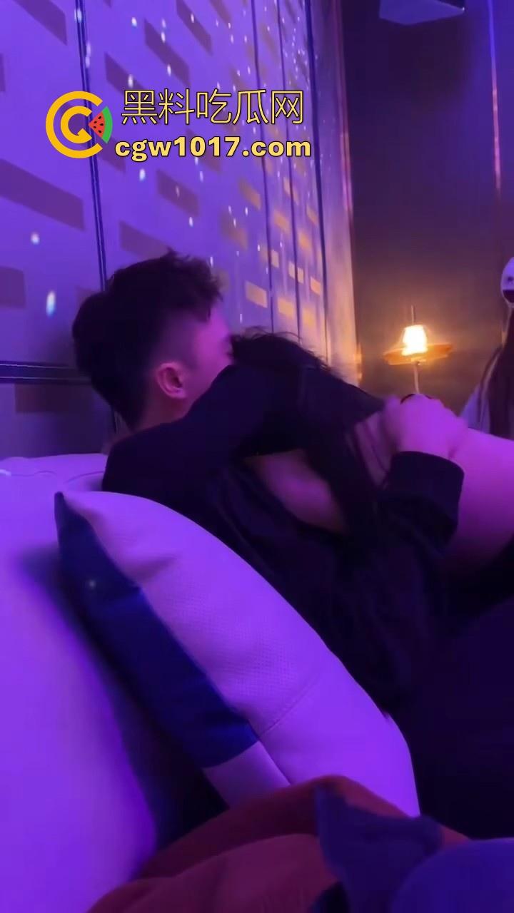 我是真的恨你们这些有钱人啊!吃好喝好操尤物,各种极品身材身上骑,骚逼一天一换,各种女神反差淫荡一面展示在目前!-5