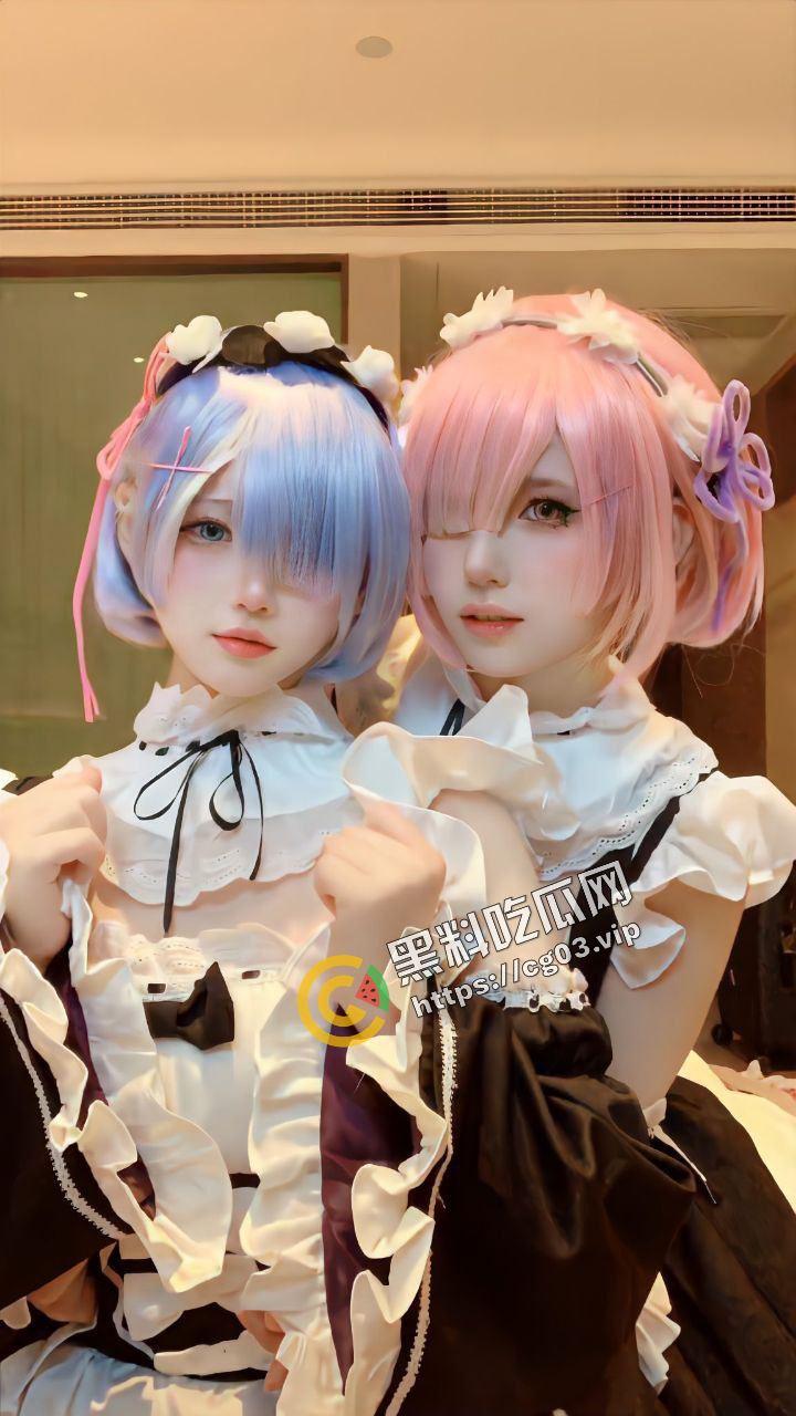 牛逼!推特福利姬【菟丝大花】转战抖音b站当网红 网黄想恰二次元烂钱 又当又立的鸡-3