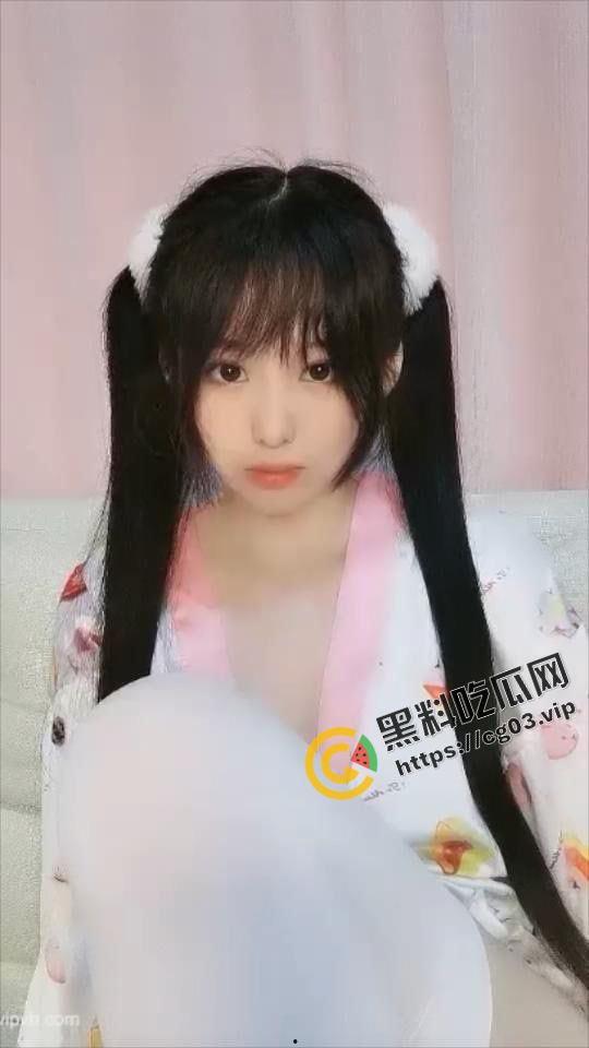 牛逼!推特福利姬【菟丝大花】转战抖音b站当网红 网黄想恰二次元烂钱 又当又立的鸡-14