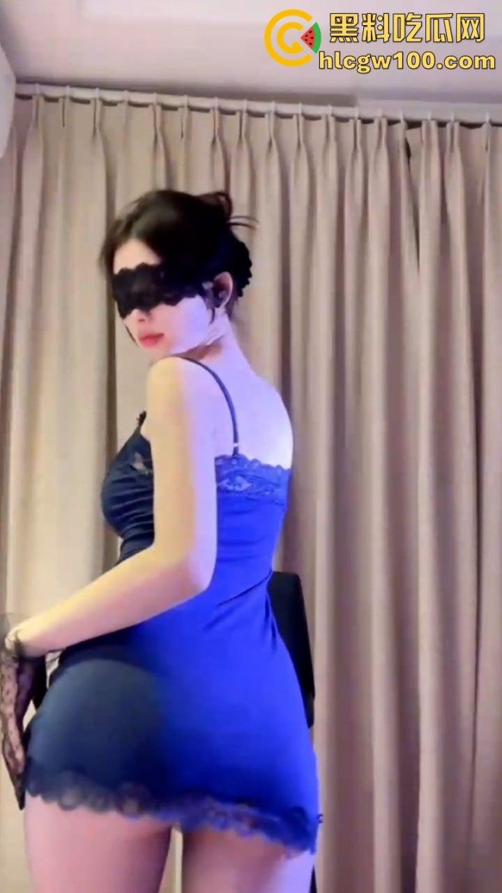 快手高颜值网红【大乔不可】密码房擦边热舞视频泄密 制服诱惑淫荡肉体太赞了-8