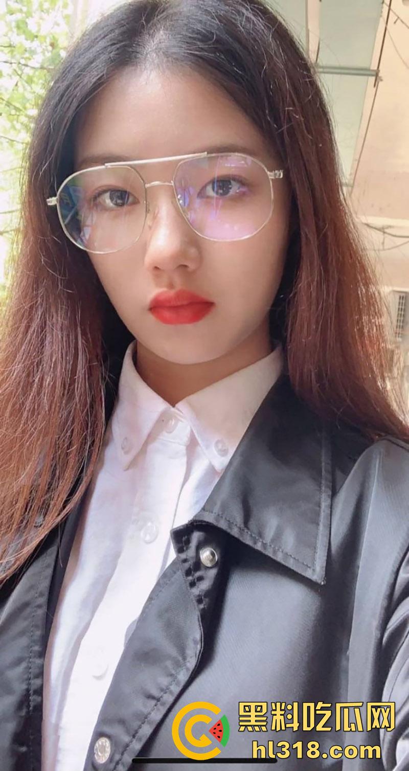 吉林大学美臀女神【沈嘉艺】,私下竟是富二代母狗,狂吸大屌展示床技,被各种体位轮番操弄抽插!-3