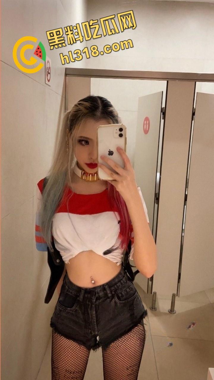 高颜值情侣露脸激情啪啪,女主跪在地上含情脉脉的吞吐,后入小骚穴娇喘连连,男友都要被榨干了 !-4