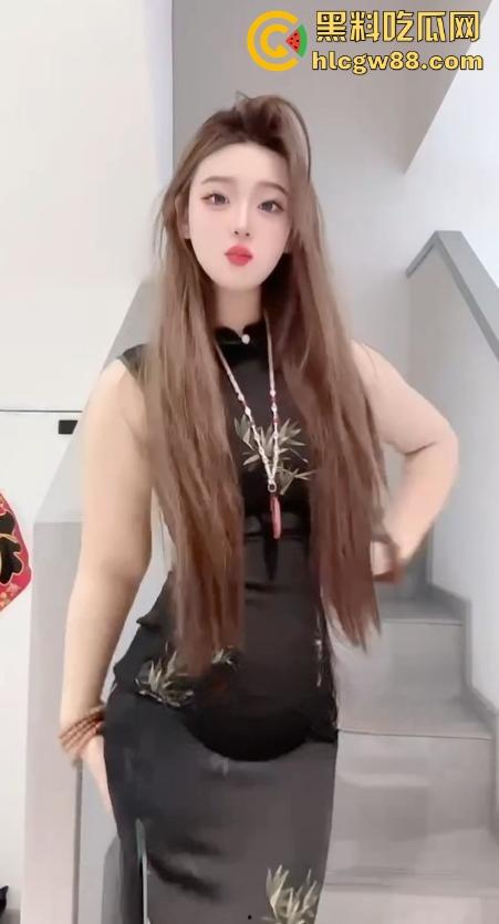 张家口学生陪酒女【宗雅冰】2000块陪睡无套内射，性价比爆棚，内射随便但药得自备！-5