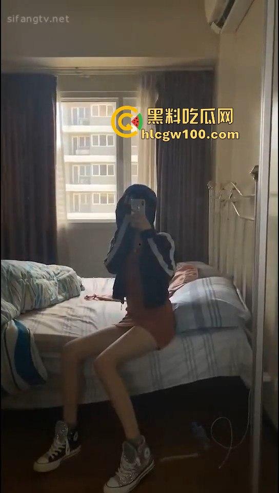 上海高颜值模特【于飒怡】约炮视频曝光,气质御姐私下超放荡,混熟后随便一撩就能操!-9