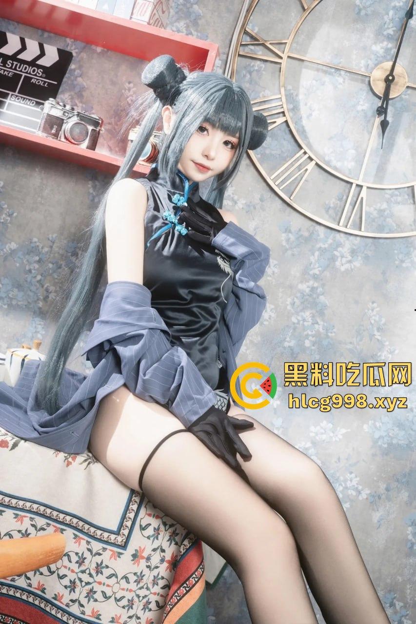 回忆缝纫机极品清纯萝莉【喵小吉】COS碧蓝档案妃咲!黑丝高跟掰穴,粉嫩小穴水润得想舔屏!-17