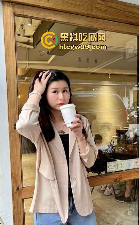 IG6000粉香港风水算命师【凯绮】拍给男友洗澡自慰视频泄密 不知她算没算到自己这一劫?-2