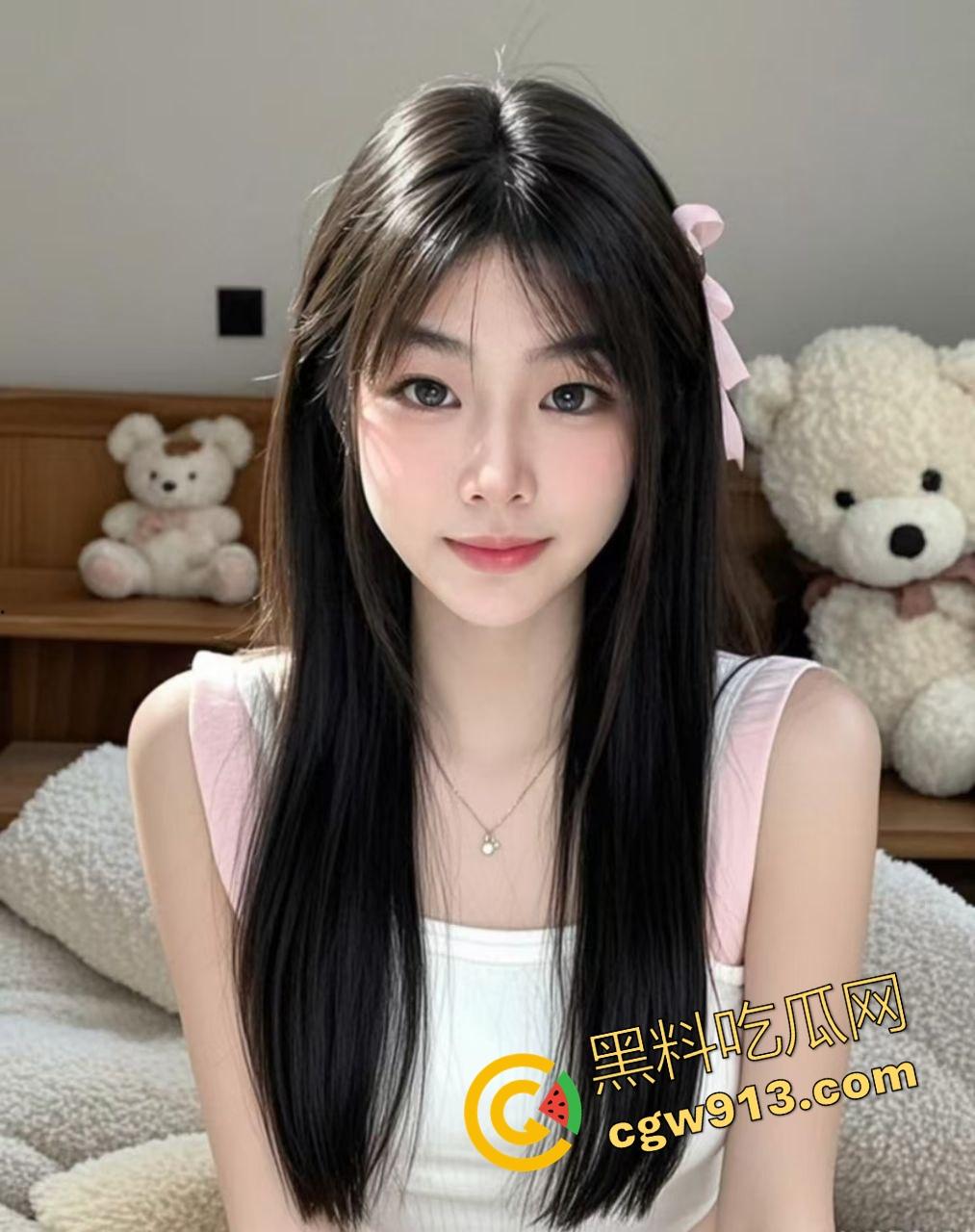 广州健身房私人教练【苏媚】骚得要命,被学员埋头猛舔蜜穴,吮吸得淫水直喷,呻吟声回荡整个房间!-2