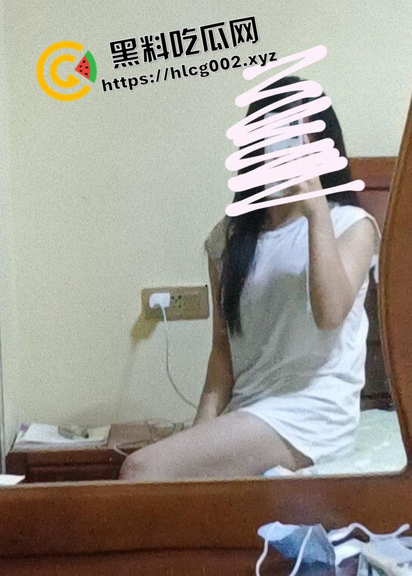 复旦大学大二系花网调流出  清纯美女却是极品巨乳 没有科技和狠活 梦中情乳 调教视频遭流出-25