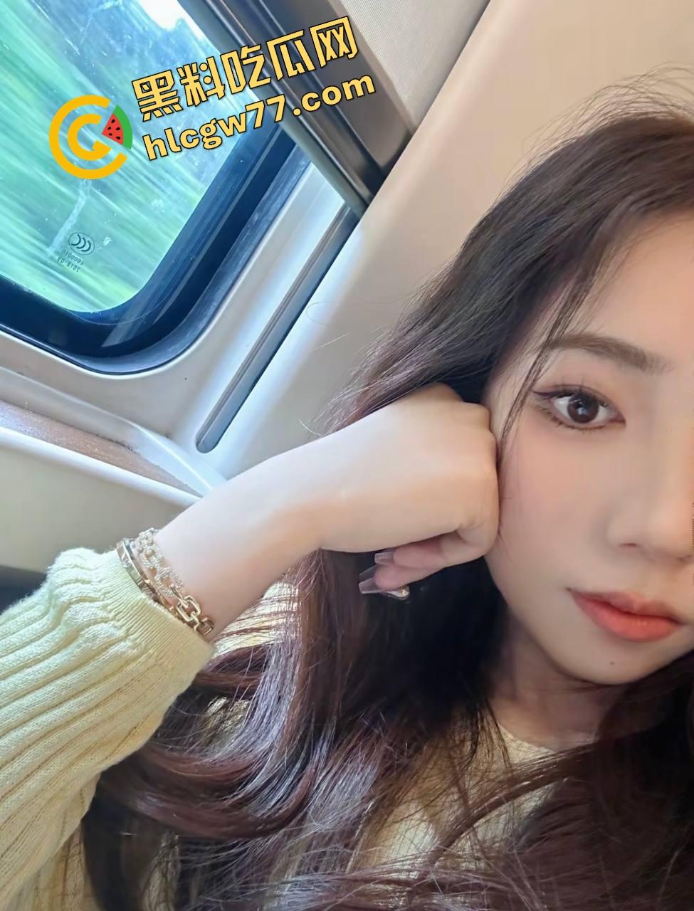 济南五一网友面基成面鸡,黑丝情趣制服刚见面就开操,全季酒店两天两夜榨干,出去玩不如玩逼!-3