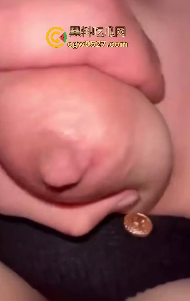 姐姐生日闺蜜局后沦陷!酒后弟弟强行按摩抠逼,巨乳如海绵一样被蹂躏,逼水泛滥!-6