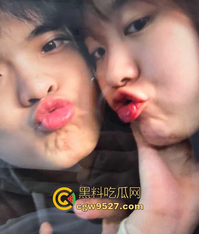 湖南师范学院00后【李小晴】做爱视频被男友曝光,巨乳翘臀画面露骨火辣,喜欢后入猛干淫水四溅!-2