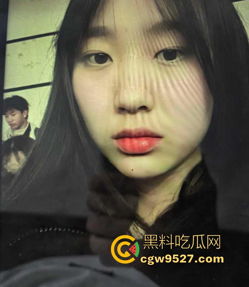 湖南师范学院00后【李小晴】做爱视频被男友曝光,巨乳翘臀画面露骨火辣,喜欢后入猛干淫水四溅!-7